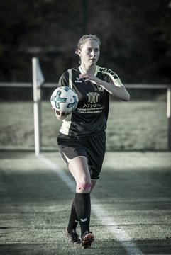 Bild 2074 - Frauen TSV Vineta Audorg - SV Friesia 03 Riesum Lindholm : Ergebnis: 2:4